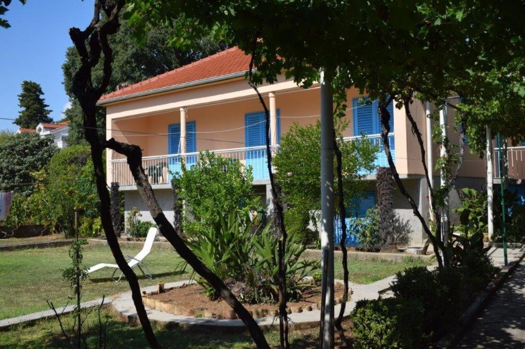 Apartman Morovic Sveti Filip i Jakov Buitenkant foto