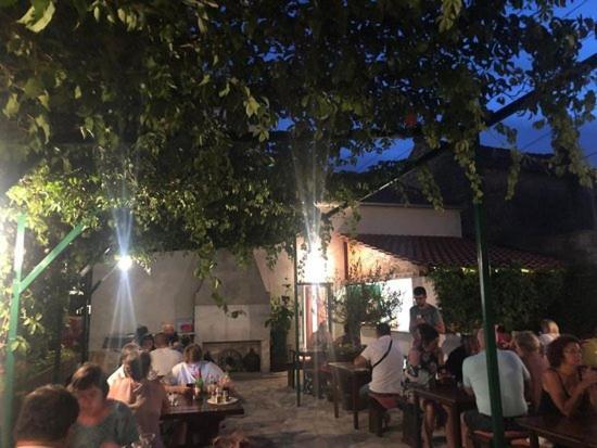 Apartman Morovic Sveti Filip i Jakov Buitenkant foto